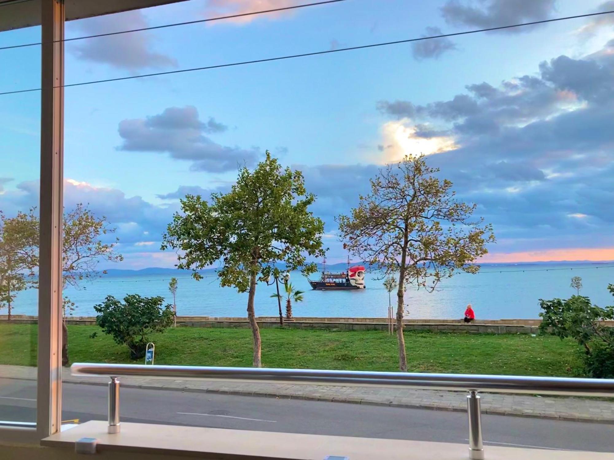 Sunset Yavorov Pomorie Apartment Екстериор снимка